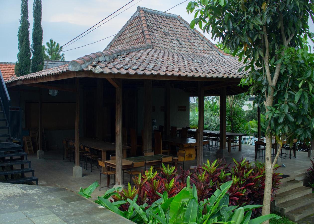 Rockwood Resort & Villa'S Batu  Exterior foto